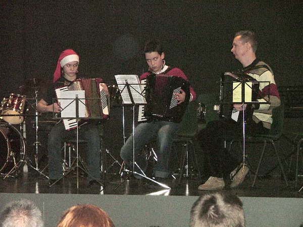 2004_1230Image0024